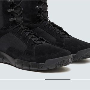 Oakley-Mens Boot Coyote